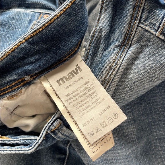 Mavi America Premium Vintage Mid Rise Flare Jeans | Size 29 - Picture 6 of 7